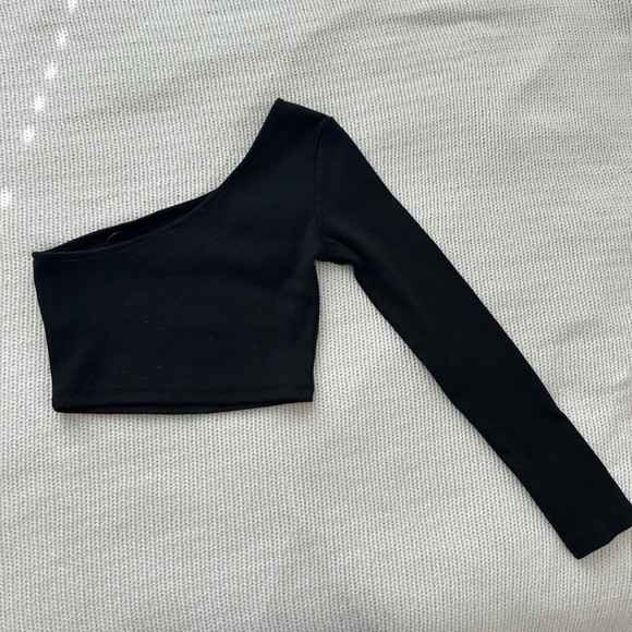 Princess Polly Brianna Black One-Shoulder Top Size 2 - Picture 7 of 8